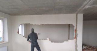 Демонтаж стен Северск, цена от 2942 руб.